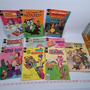 10 Kid Comics Pink Panther Road Runner Duck Dragon Lulu Woody Tweety Wizard